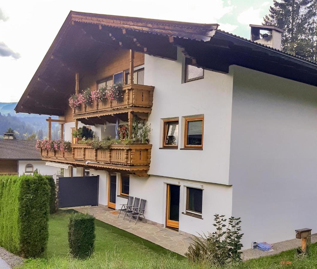Ferienwohnung Luxner Hopfgarten im Brixental Bagian luar foto